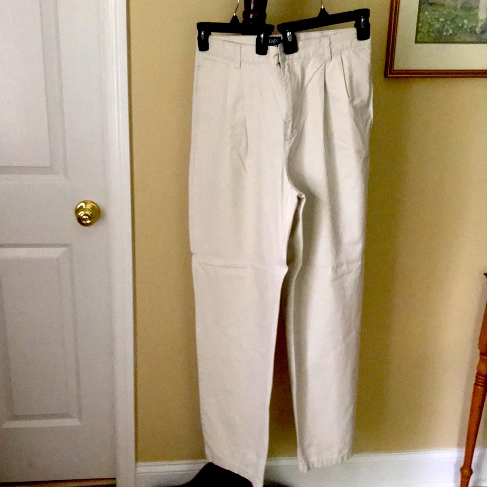 Mens sand color Chaps khakis